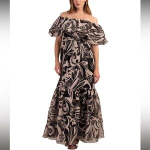 NWT TRINA TURK FLOWERY MAXI DRESS💝